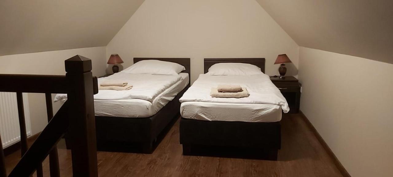 Gosciniec Nad Zalewem *